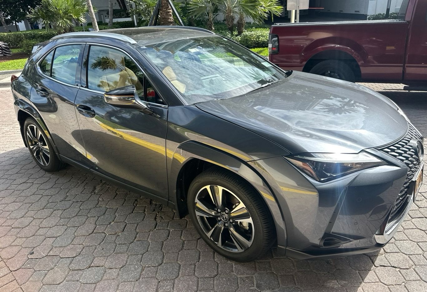 Lexus UX picked up in New York for enclosed transport to Florida