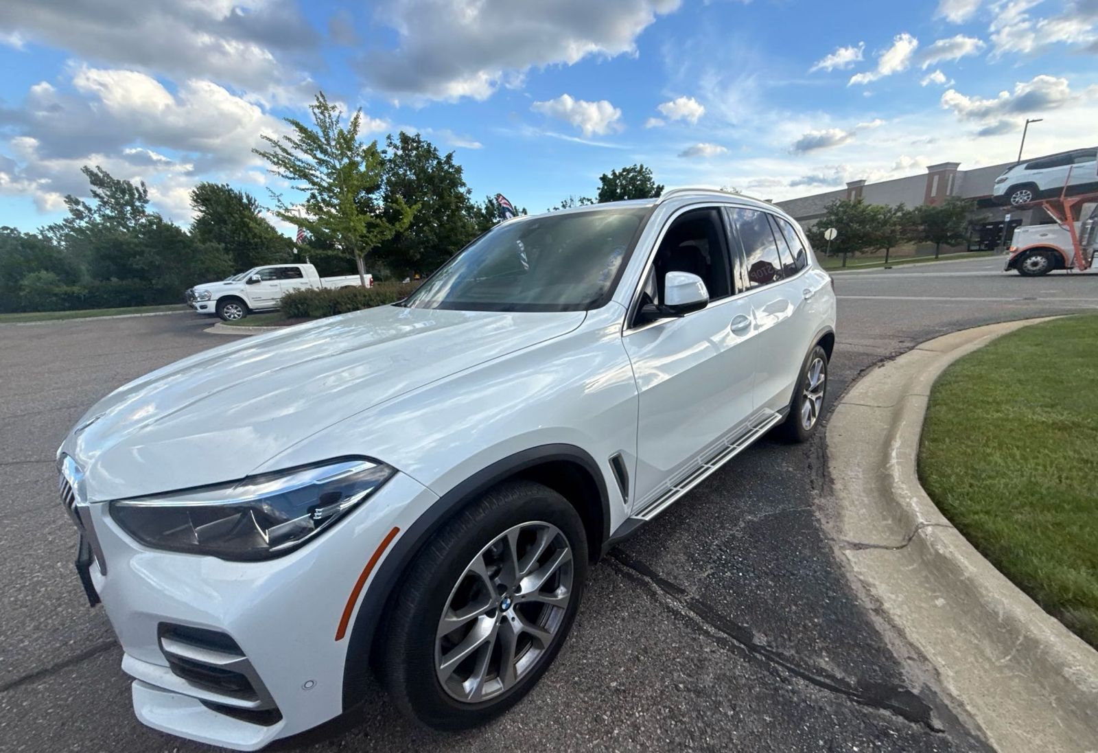 BMW X5 picked up in Greenville, TX for delivery in Michigan